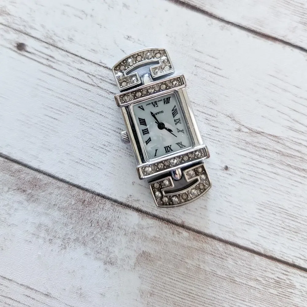 Avon Watch - No Strap - Untested as Needs New Battery